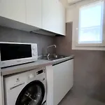 Stylish Flat For Your Perfect Getaway In Διαμέρισμα Μπιμπιόνε