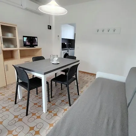 Apartment Stylish Flat For Your Perfect Getaway In *