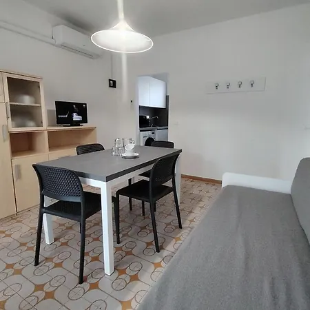 Stylish Flat For Your Perfect Getaway In *