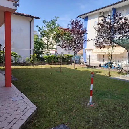 Apartman Stylish Flat For Your Perfect Getaway In *