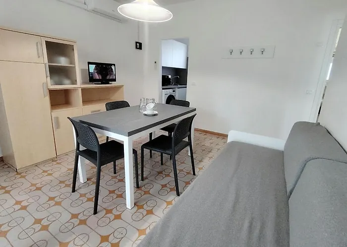 Apartman Stylish Flat For Your Perfect Getaway In *