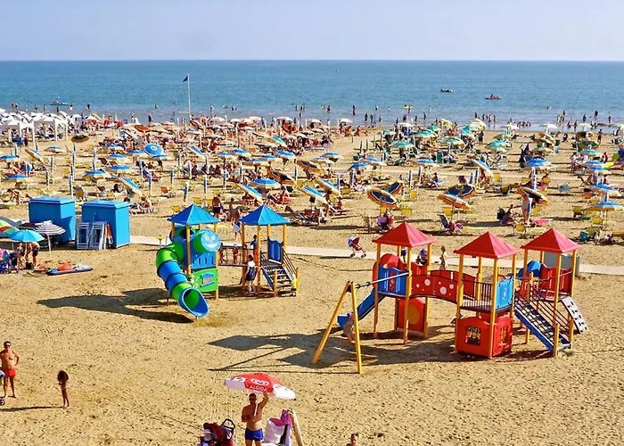 Apartman Stylish Flat For Your Perfect Getaway In